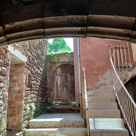 Maison En Pierre Rouge Du Vallon * Valady